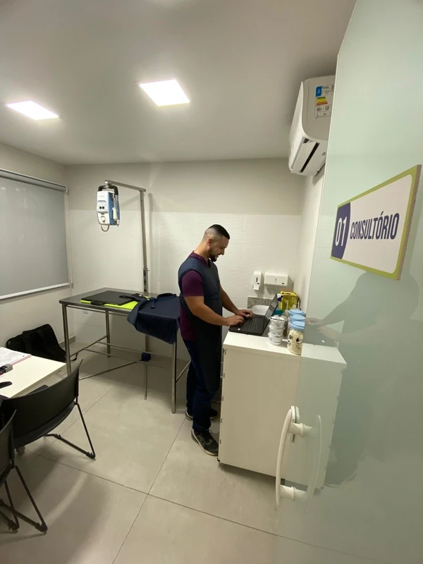 Consultório — Cães & Gatos Clínica Veterinária